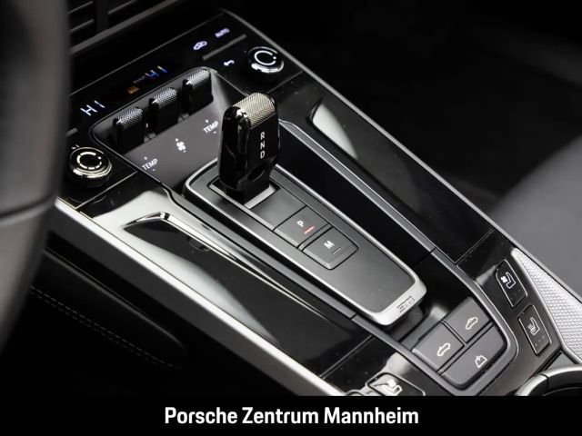 Porsche 992 Cabrio Carrera S