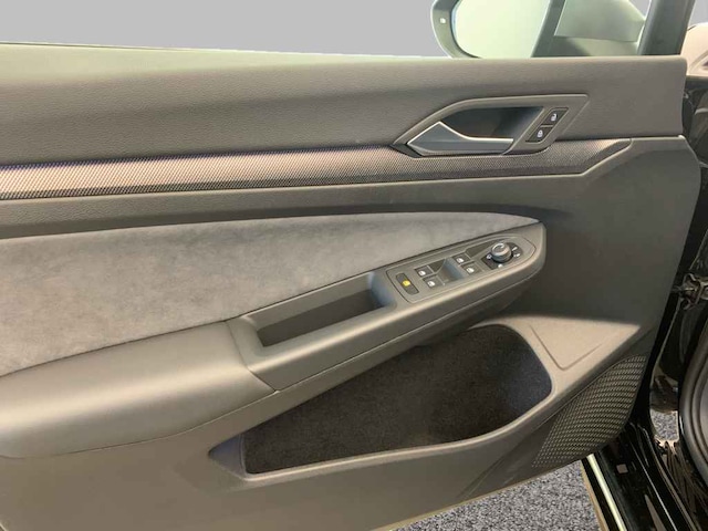 Volkswagen Golf Golf R *FACELIFT*LED*ACC*DCC*NAVI*360*SHZ*TEL*