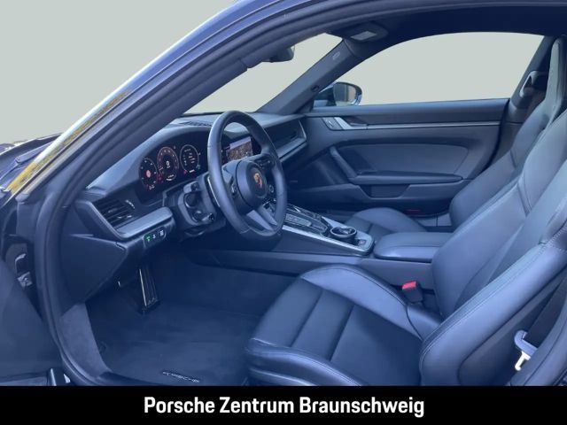 Porsche 992 Carrera Coupé