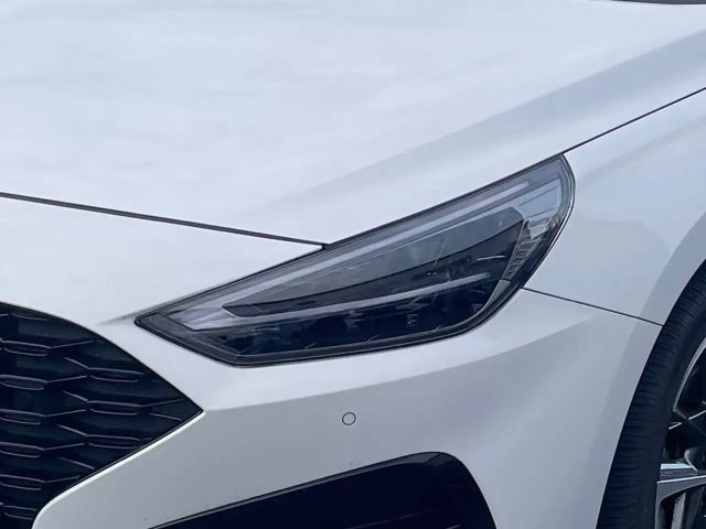 Hyundai i30 Advantage Hybrid T-GDi