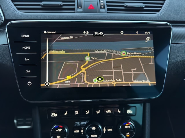 Skoda Superb 2.0 TDI Combi Sportline