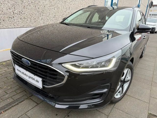 Ford Focus Cool & Connect Wagon