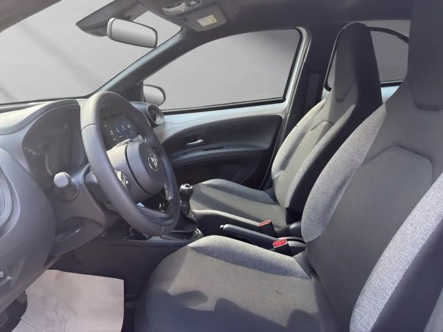 Toyota Aygo 1.0 VVT-i Business Hatchback