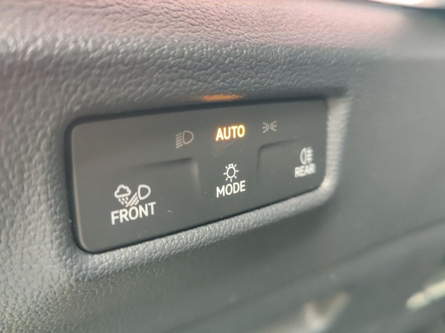 Volkswagen Tiguan 4Motion R-Line