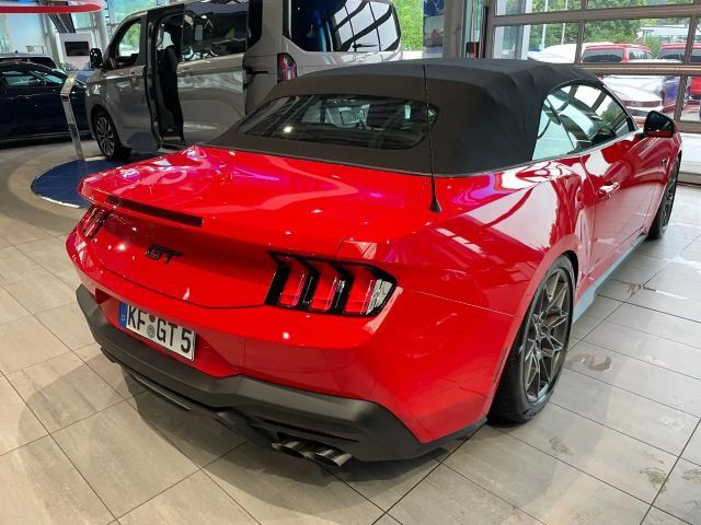 Ford Mustang Convertible GT 5.0 V8