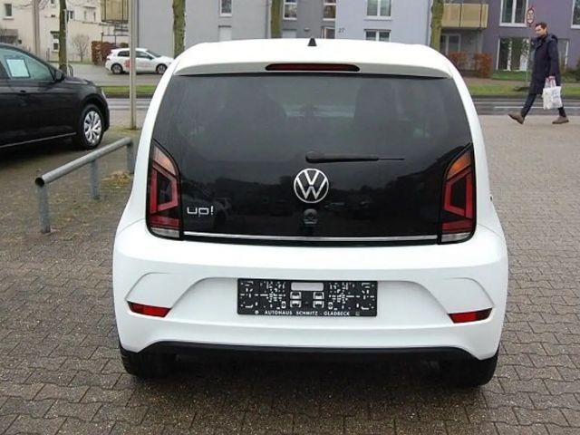 Volkswagen up! Active
