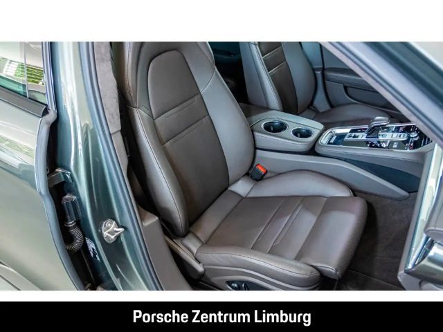 Porsche Panamera GTS Sport Turismo