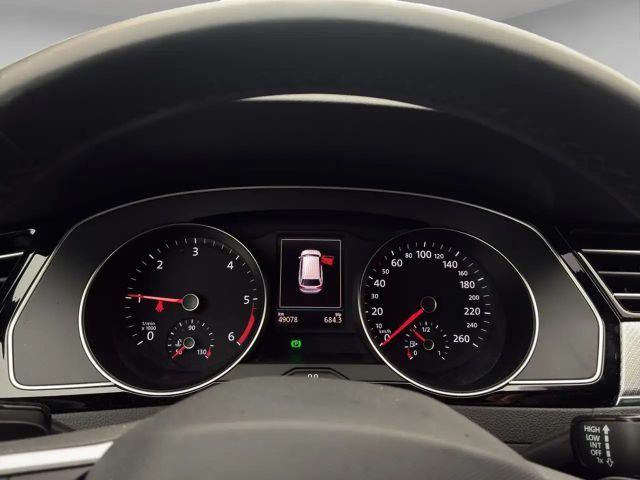 Volkswagen Passat 2.0 TDI Business DSG Variant