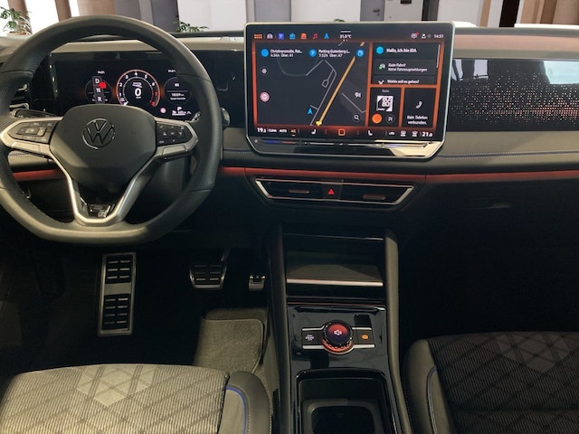 Volkswagen Tiguan Tiguan 1,5   R-L  BT110eTSID7F