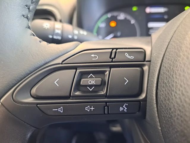 Mazda 2 Exclusive-line