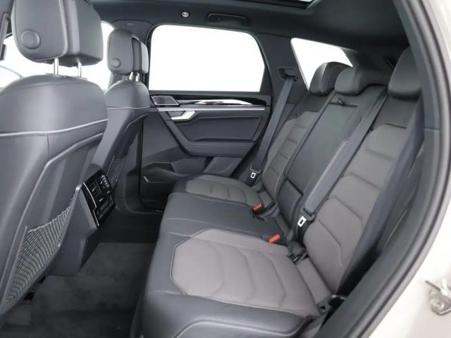 Volkswagen Touareg 3.0 V6 TDI 4Motion R-Line