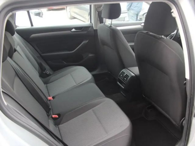 Volkswagen Passat 2.0 TDI DSG Variant