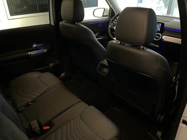 Mercedes-Benz GLB 200 4MATIC GLB 200 d