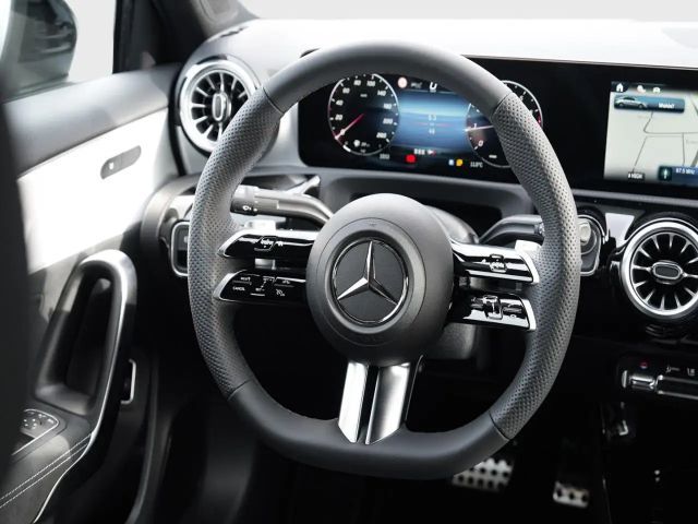 Mercedes-Benz A 200 AMG Line
