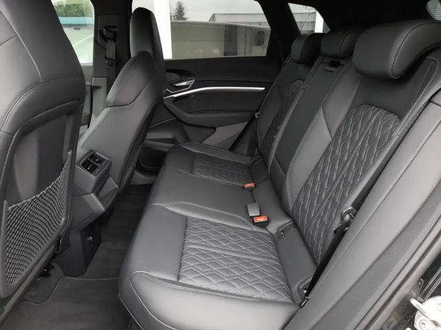 Audi e-tron Quattro S-Line