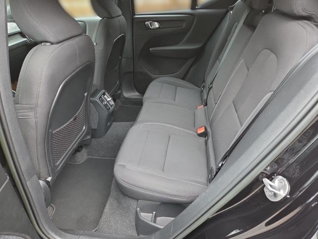 Volvo XC40 Core Recharge