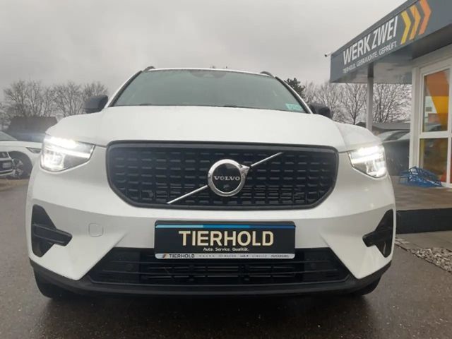 Volvo XC40 Dark Plus T5
