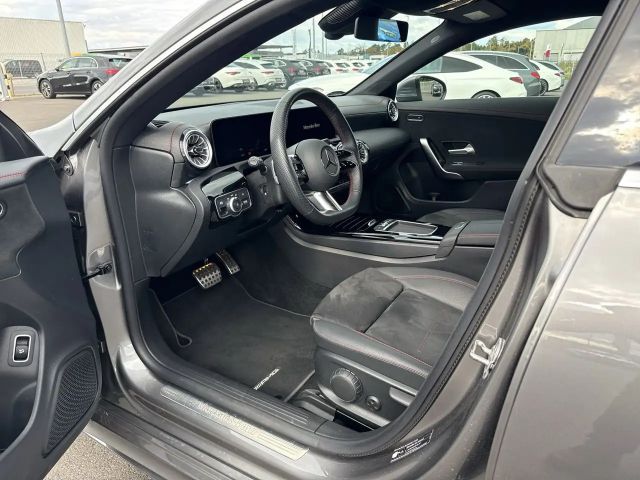 Mercedes-Benz CLA 200 Shooting Brake