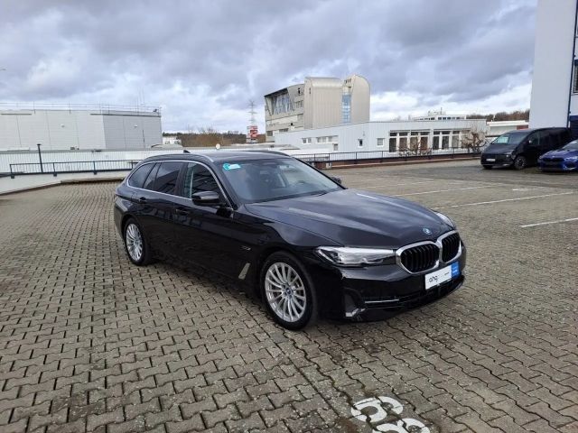BMW 530 530e Touring
