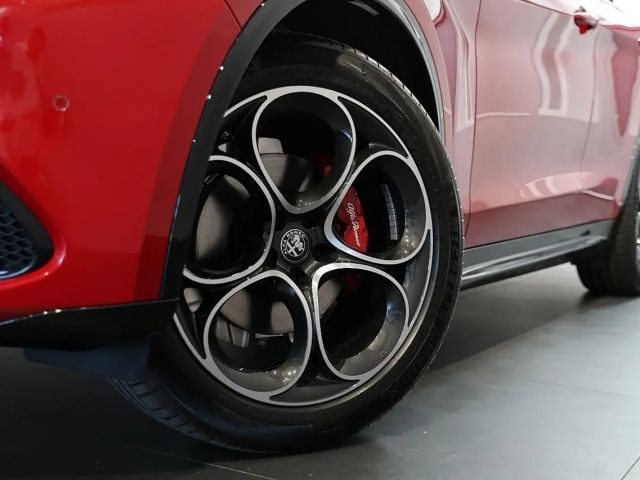 Alfa Romeo Stelvio AT8 Q4 Veloce