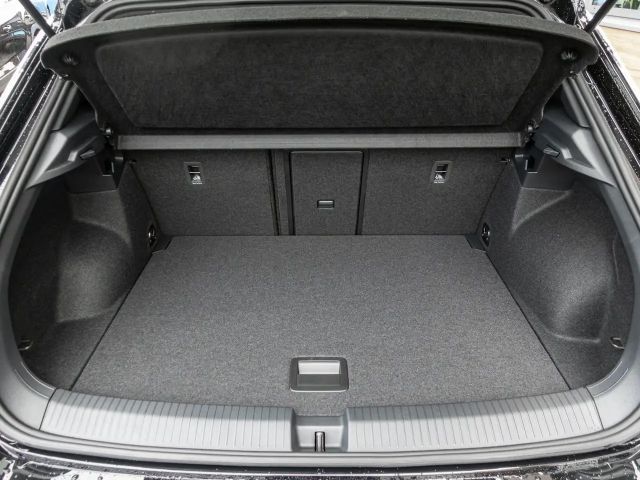 Volkswagen T-Roc 1.5 TSI DSG R-Line