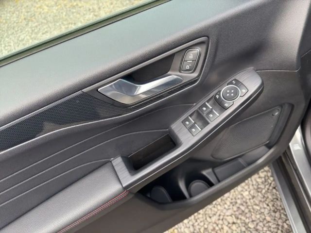 Ford Kuga Hybrid ST Line X