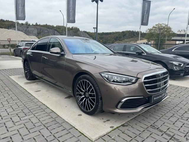 Mercedes-Benz S 450 4MATIC Sedan