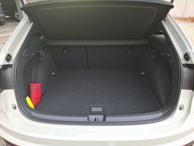 Volkswagen Taigo 1.0 TSI DSG R-Line