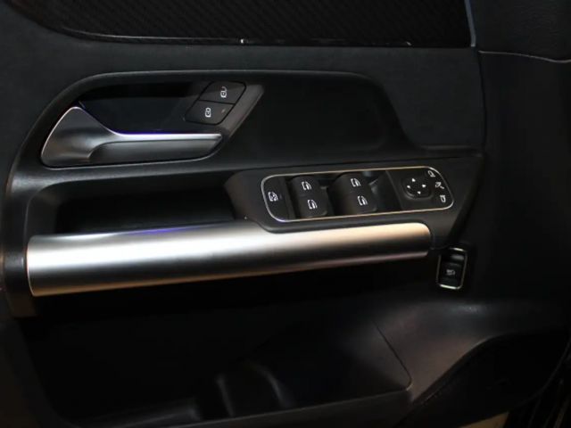 Mercedes-Benz B 180 AMG Line