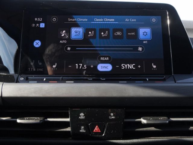Volkswagen Golf 1.5 eTSI DSG Style Variant