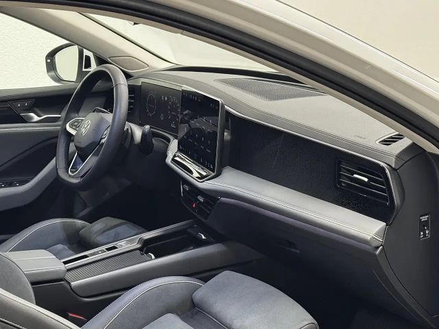 Volkswagen Passat ACT Business DSG Variant