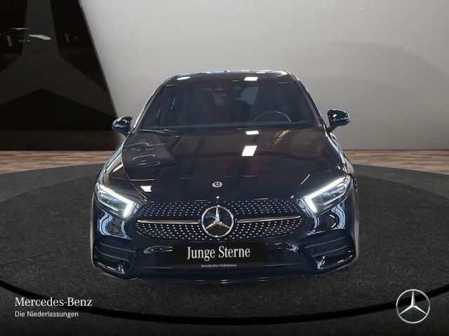 Mercedes-Benz A 250 A 250 e AMG Line