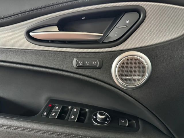 Alfa Romeo Stelvio Q4 Veloce