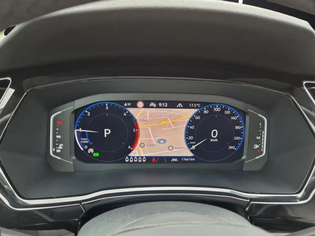 Volkswagen Touran DSG Highline