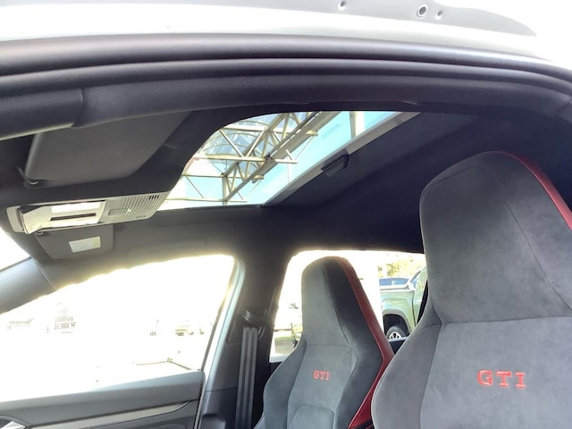 Volkswagen Golf 2.0 TSI DSG GTI