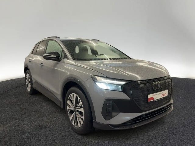 Audi Q4 e-tron 45 LED Navi DAB Sportsitze