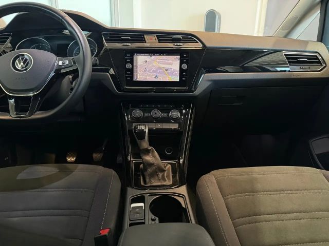 Volkswagen Touran 1.5 TSI Highline