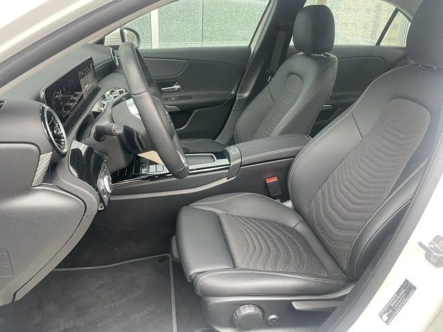 Mercedes-Benz A 180 Progressive