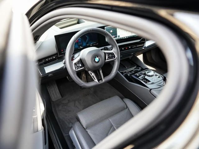 BMW 540 540d M-Sport Touring xDrive