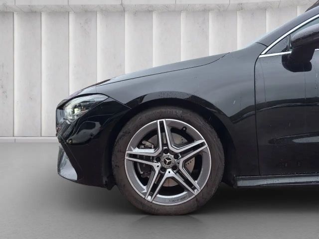 Mercedes-Benz CLA 200 AMG Line Coupé