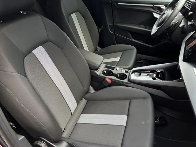 Audi A3 30 TFSI S-Tronic Sedan Sportback