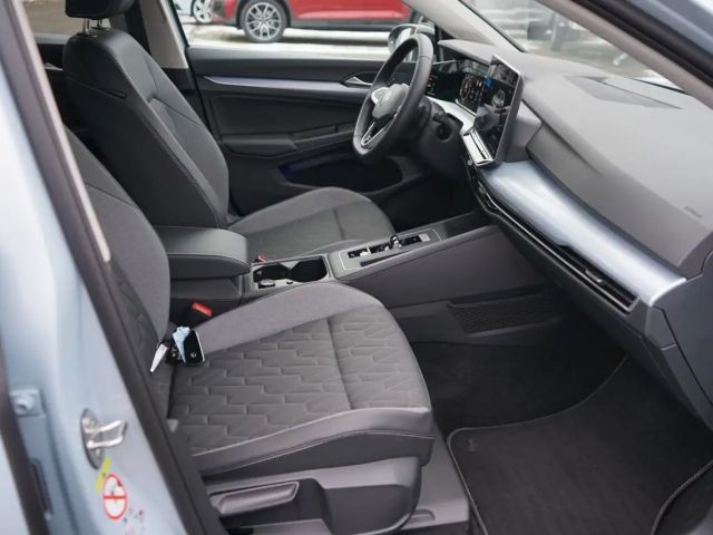 Volkswagen Golf 1.5 eTSI Golf VIII
