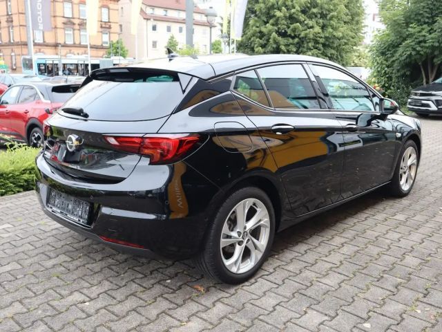 Opel Astra Ultimate