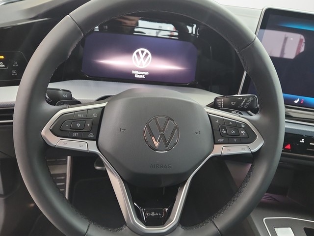 Volkswagen Golf 1.5 eTSI Life