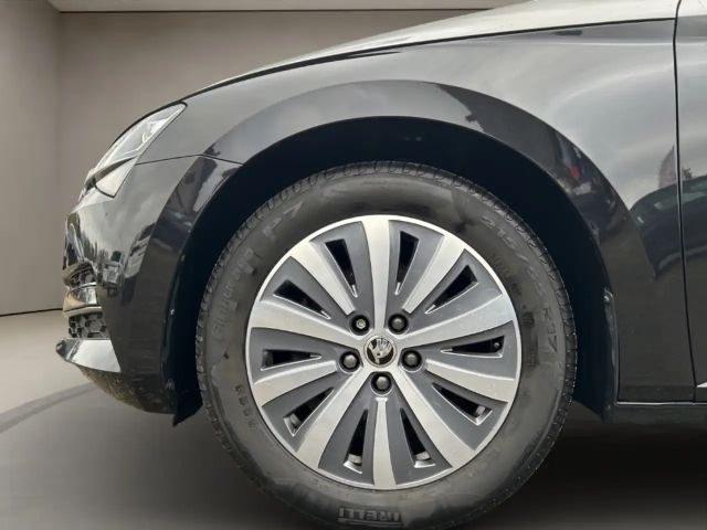 Skoda Superb 2.0 TDI Combi Style Style