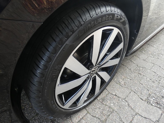 Volkswagen Touran 2.0 TDI DSG