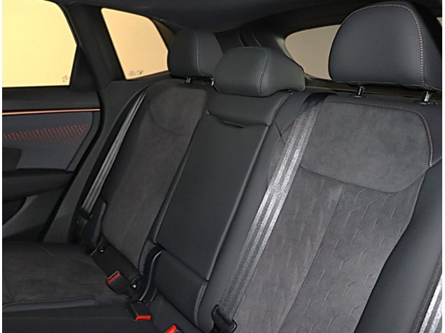 Cupra Terramar 1.5 e-Hybrid