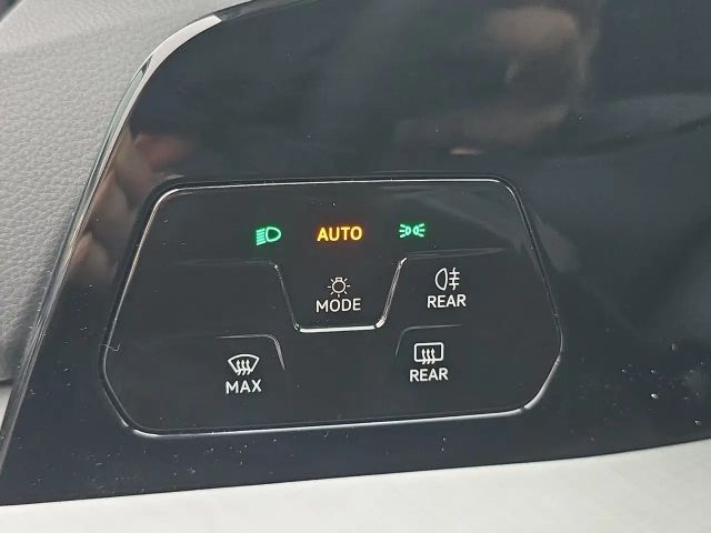 Volkswagen Golf Rabbit TSI