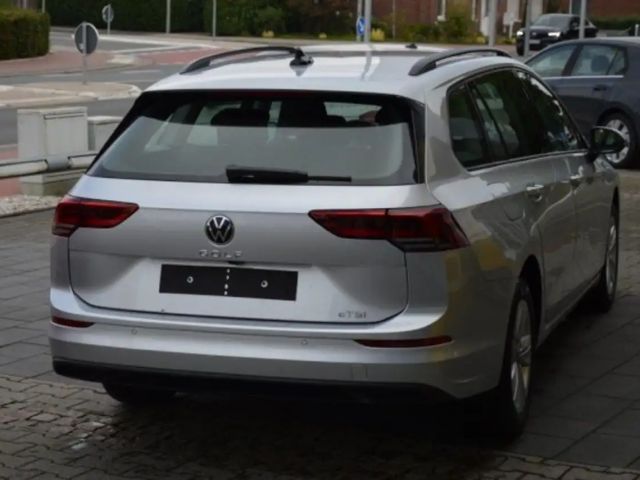 Volkswagen Golf Life Variant