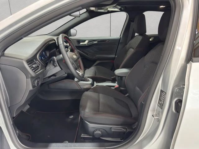 Ford Focus EcoBoost ST Line